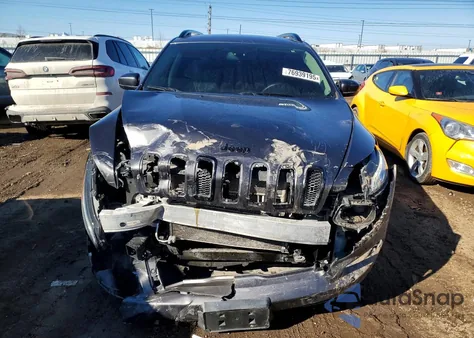 2018 Jeep Cherokee Latitude z USA, uszkodzony, nr VIN 1C4PJLCX3JD554102